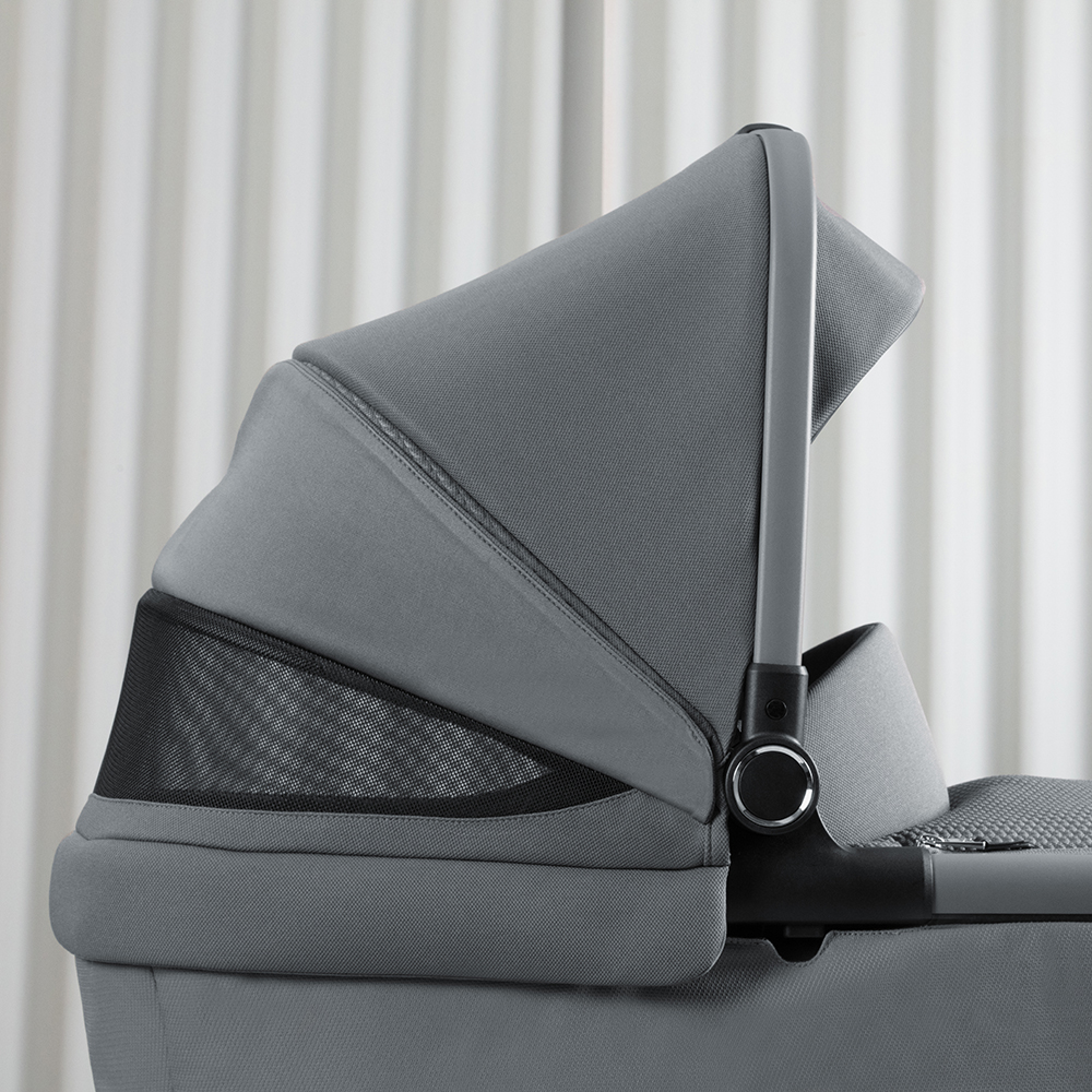 Dune First Bed Folding Carrycot Silver Cross Ireland