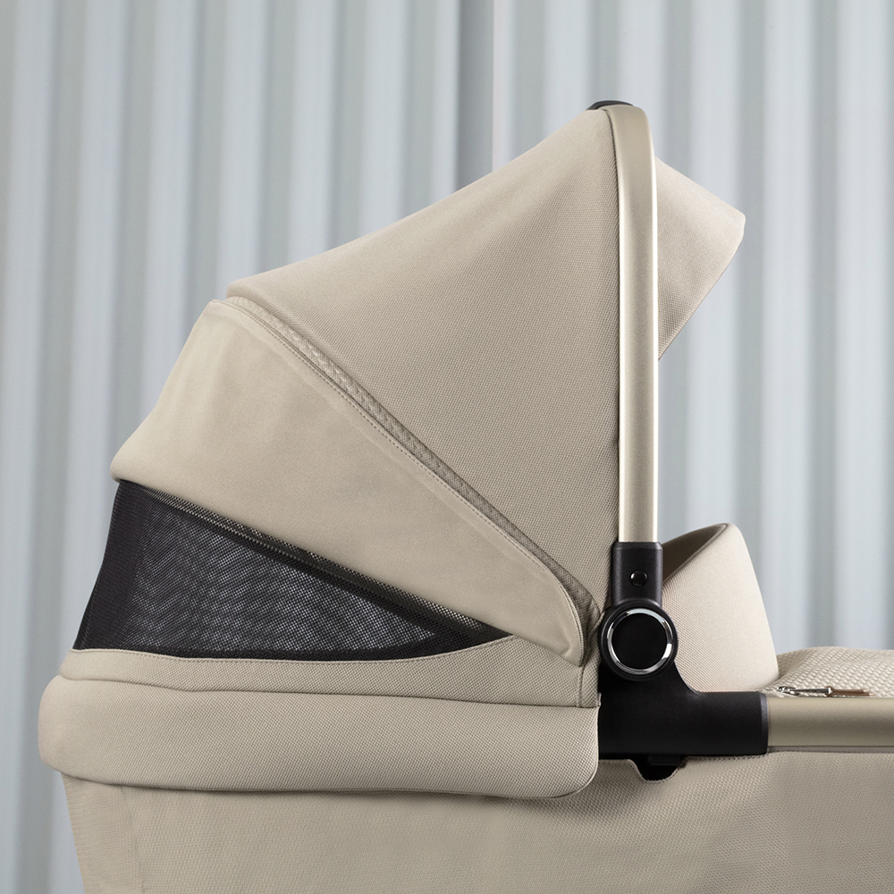 Dune First Bed Folding Carrycot Silver Cross Ireland